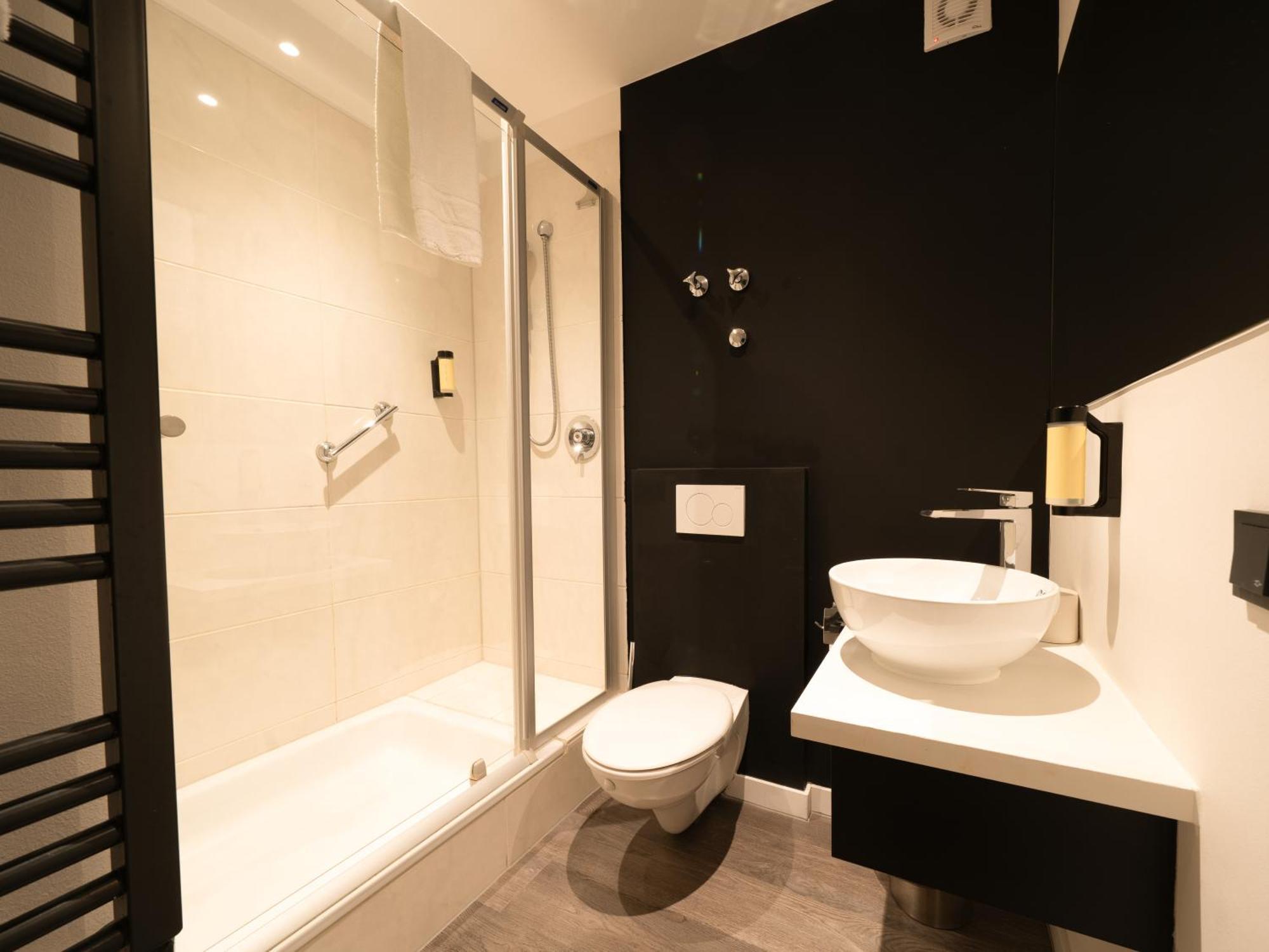 Juststay Ratingen Hotel & Apartments Eksteriør billede